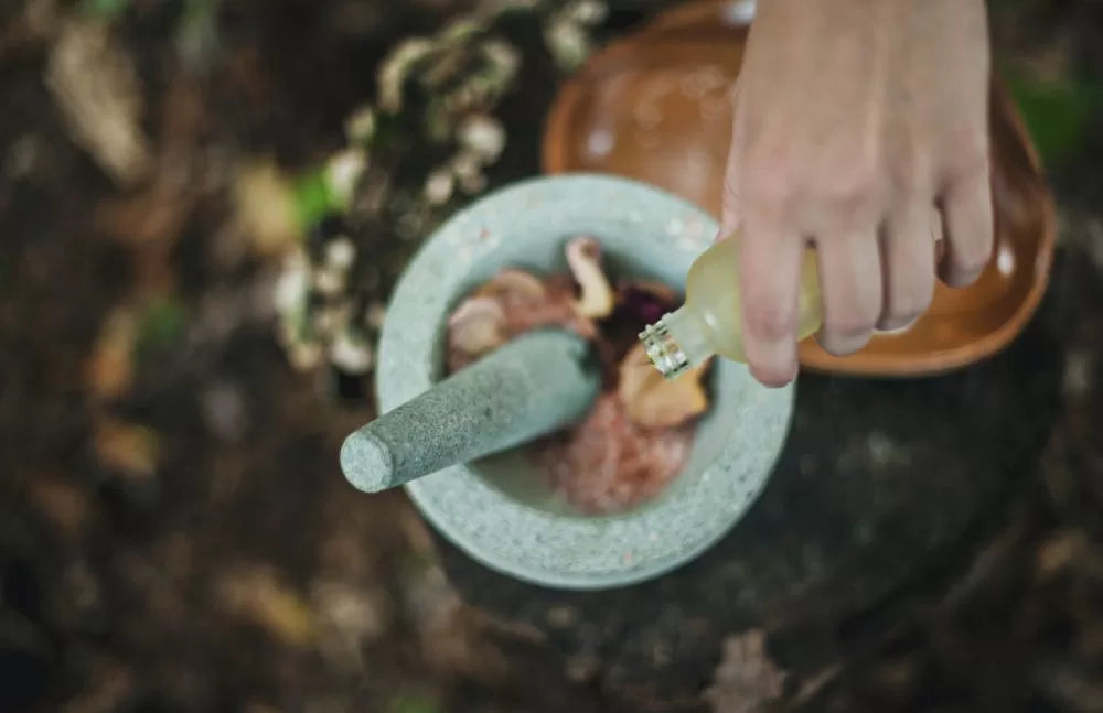 Image of What is the History of Traditional Wood-Pressed Oils?